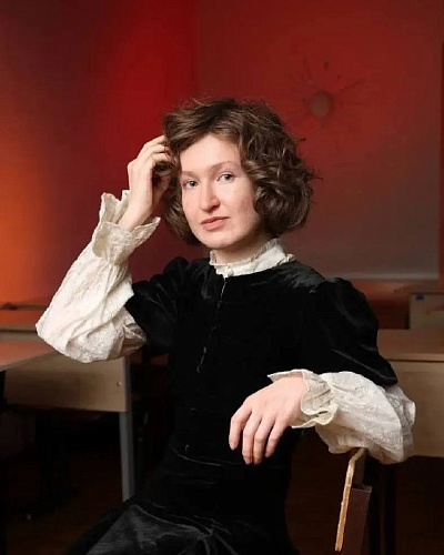 📚 100 баллов на ЕГЭ по обществознанию получила Плохова Полина Алексеевна, выпускница «Гимназии № 6» города Ивантеевка. Поздравляю Полину, родителей и учителя Карпову Анастасию Геннадьевну с этим вы…