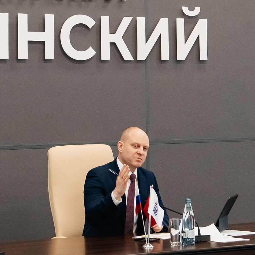 Максим Валерьевич Красноцветов