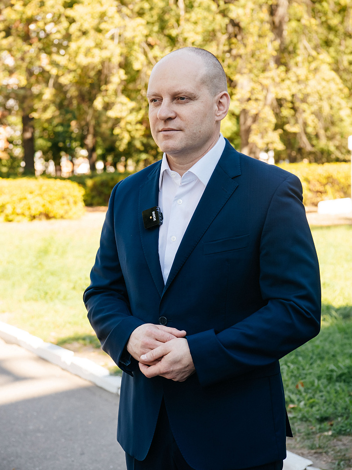 Максим Валерьевич Красноцветов